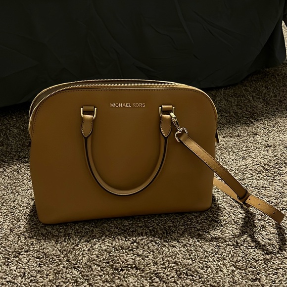 Michael Kors Handbags - Michael Kors Satchel Purse in color peanut